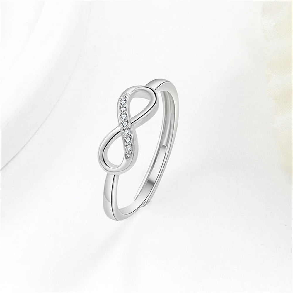 Conjunto Prata 925 Laço Móbio – Colar, Pulseira e Brincos com Cristais Zircônia