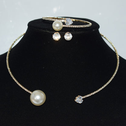 Conjunto Luxo Coração de Cristal – Colar, Pulseira e Brincos Femininos