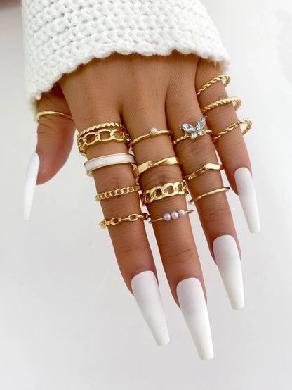 Kit 28 Anéis Dourados Vintage – Corações & Formas Geométricas Boho Chic